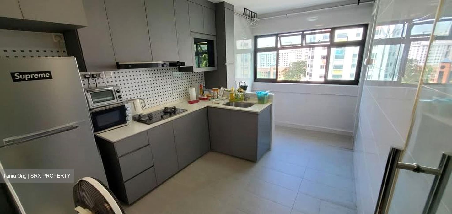 Blk 42 Ping Yi Gardens (Bedok), HDB 3 Rooms #581391571